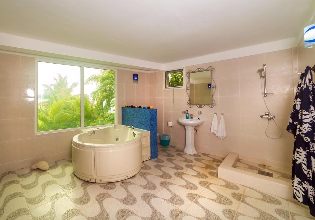 Royal Palm Holiday Apartment Méro Екстериор снимка